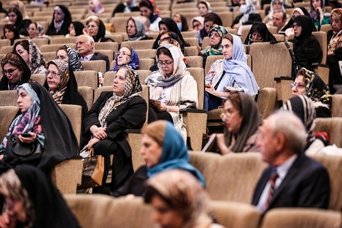 حضور بانک خون بندناف رویان در ...
