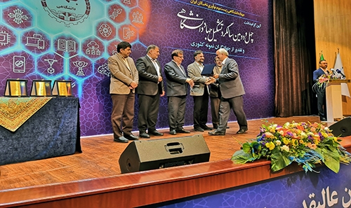 مدیرعامل بانک خون بندناف رویان...